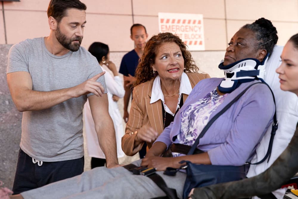 Ambulance Chaser - New Amsterdam Season 5 Episode 6