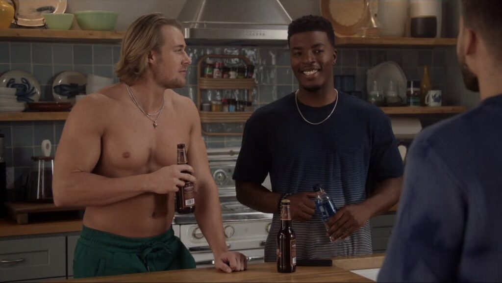 Enjoying College Life -- Squatter - All American Season 5 Episode 2