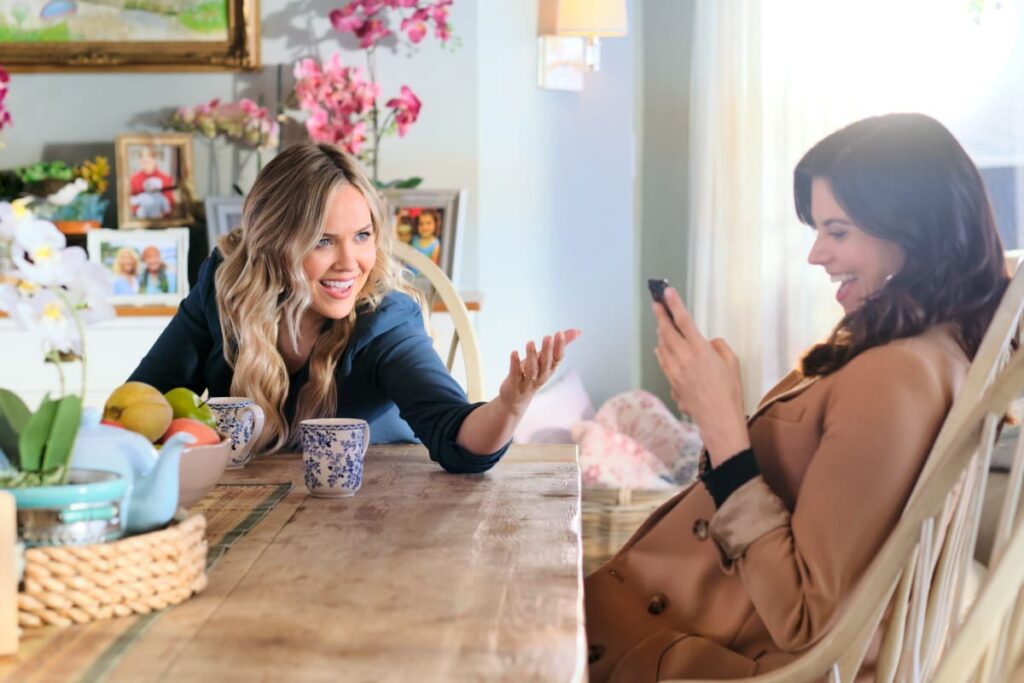 Hand it Over - Chesapeake Shores Season 6 Episode 8