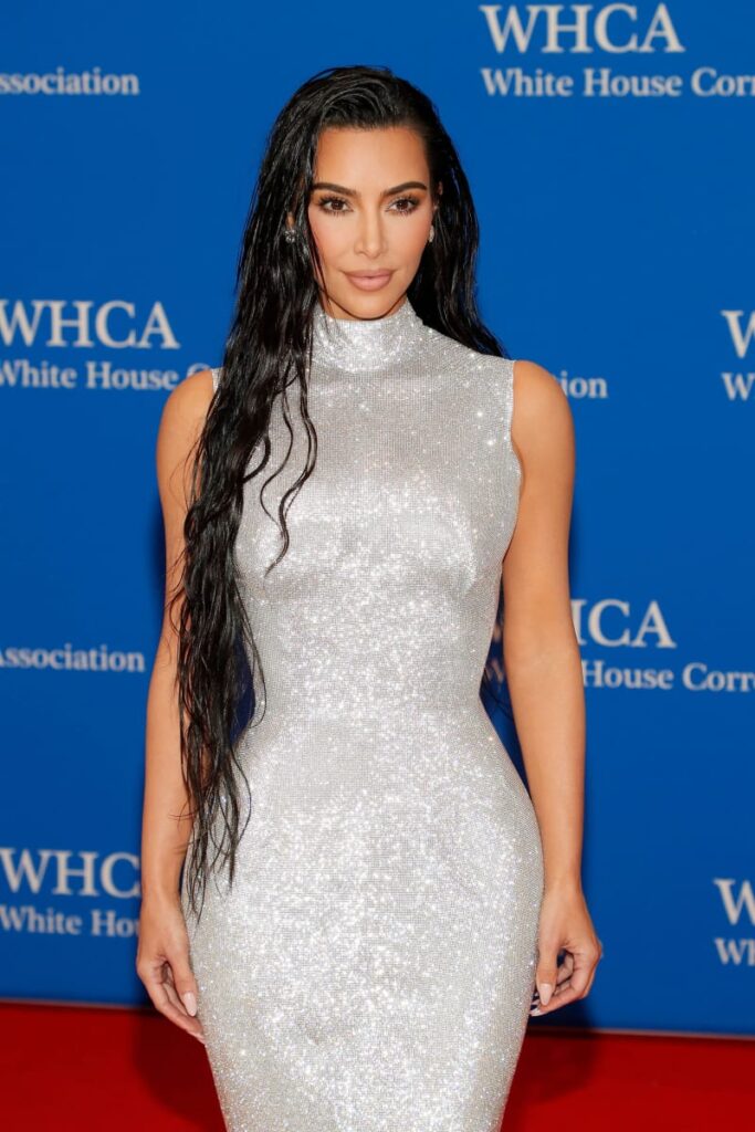 Kim Kardashian attends the 2022 White House Correspondents' Association Dinner