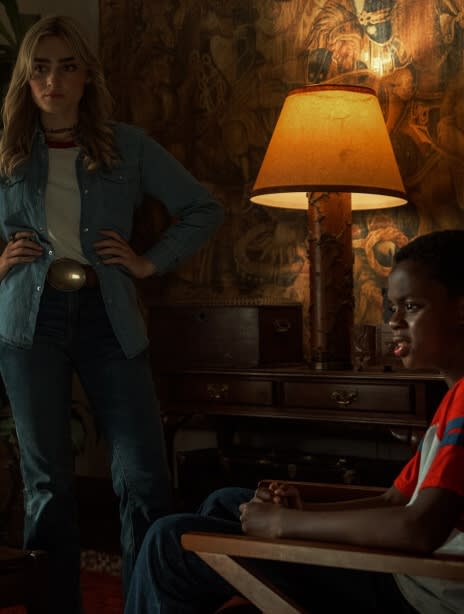 Trying to Find Sister - Tall - The Winchesters Season 1 Episode 3