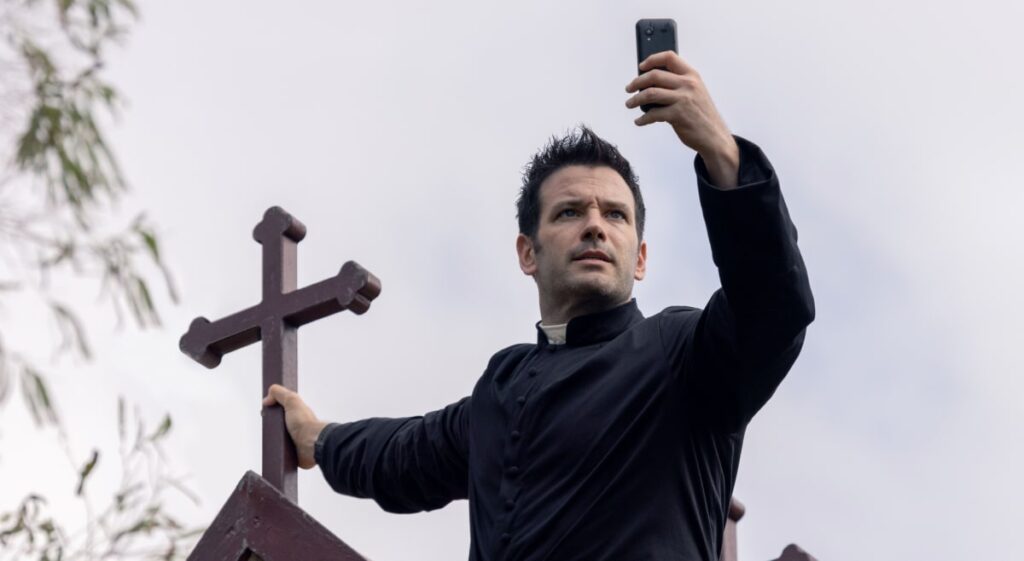 Colin Donnell on Irreverent