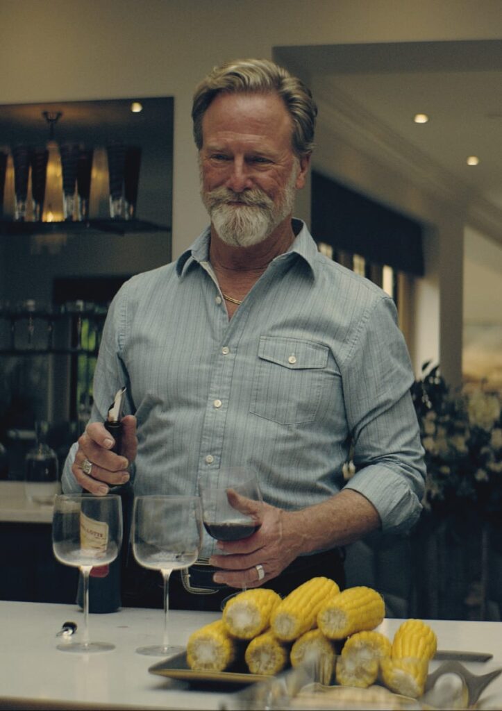 Corbell Standing Next to Bob - The Peripheral Season 1 Episode 6