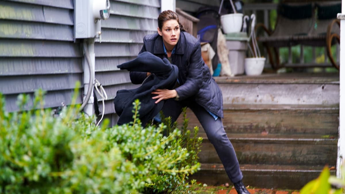 FBI Season 5 Episode 8 Review: Into the Fire - TV Fanatic