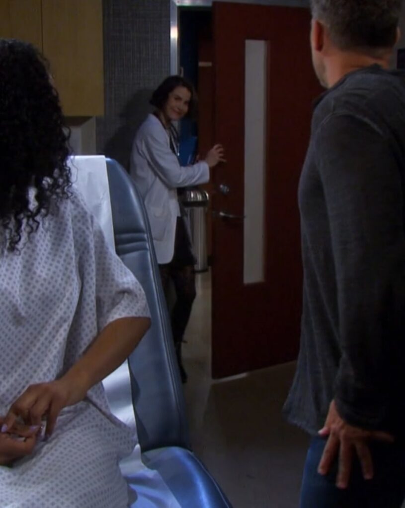 Sarah Has News - Days of Our Lives
