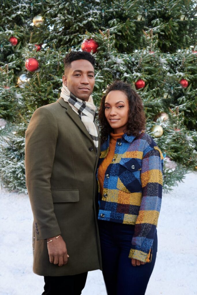 Holiday Heritage's Griffin and Ella