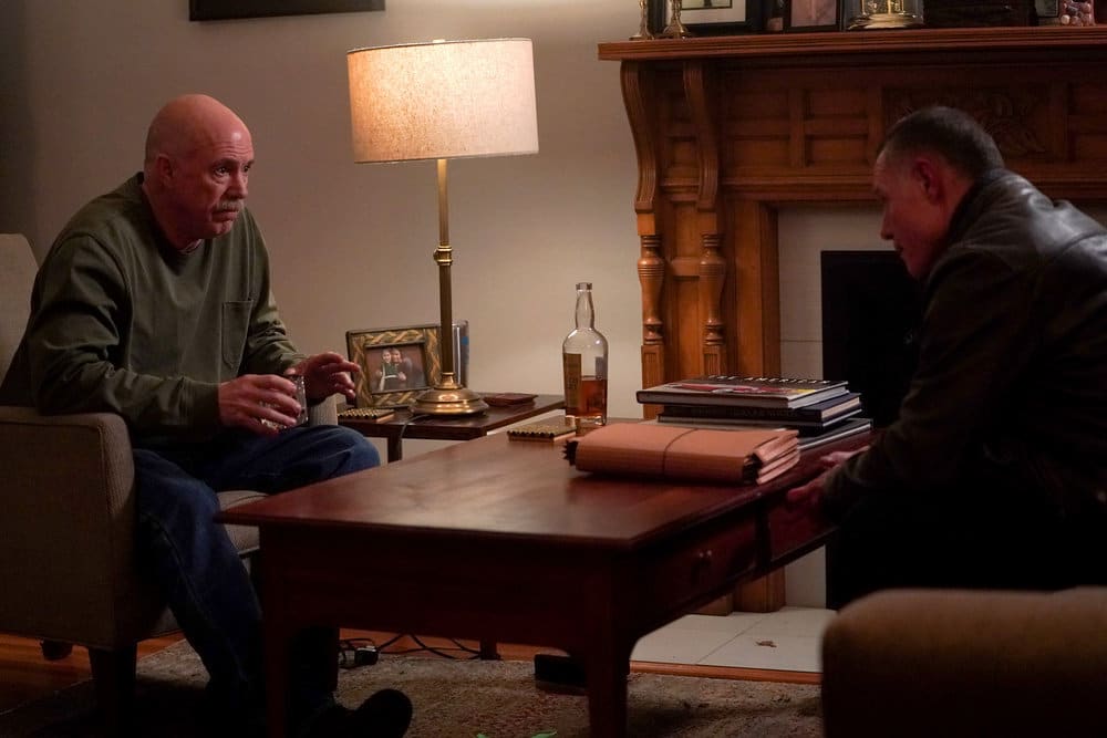 Leveling with the Chief - Chicago PD Season 10 Episode 9