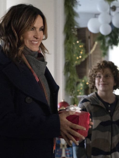 Making Christmas Nice - Law & Order: SVU Season 24 Episode 9