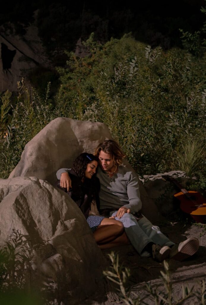 Alice and Nick Catch a Cuddle - The Way Home Season 1 Episode 3