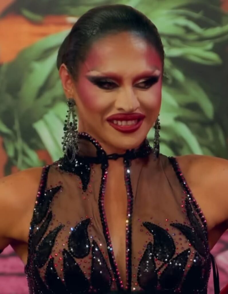 Drag Legend - RuPaul's Drag Race Season 15 Episode 3