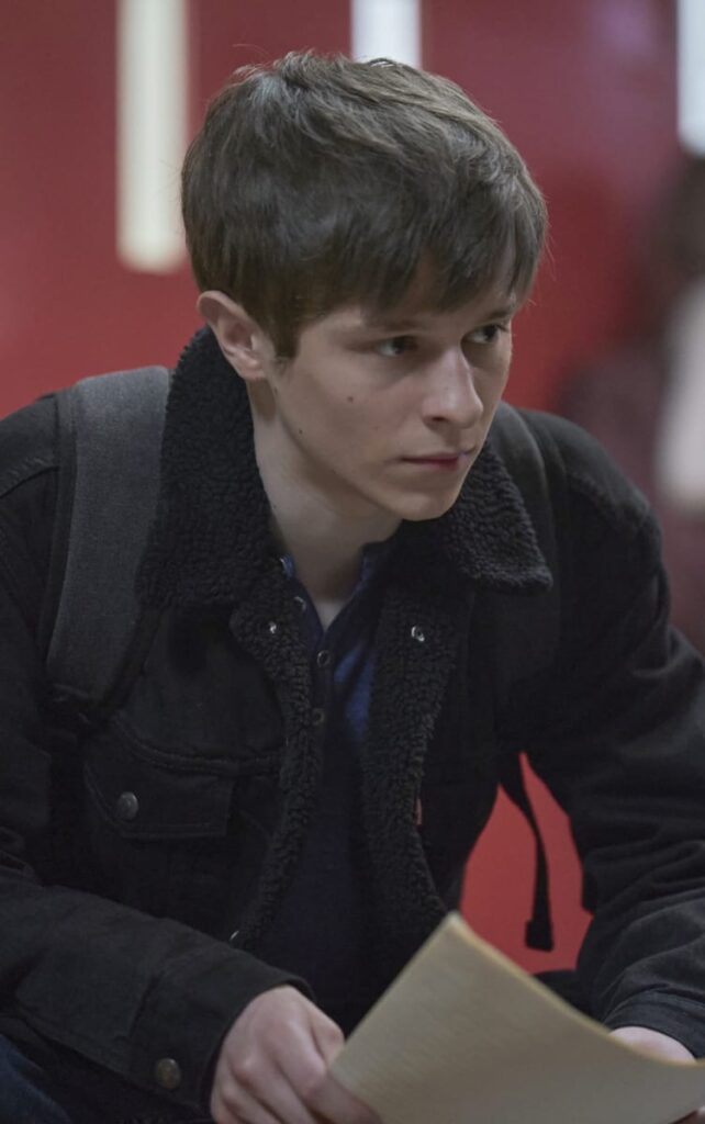 Keith or Impostor? -tall - Alert: Missing Persons Unit Season 1 Episode 3