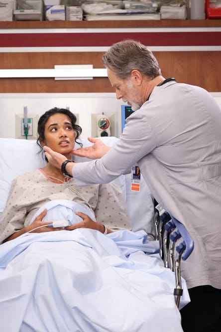 A Pregnant Patient in Distress - Chicago Med Season 8 Episode 13