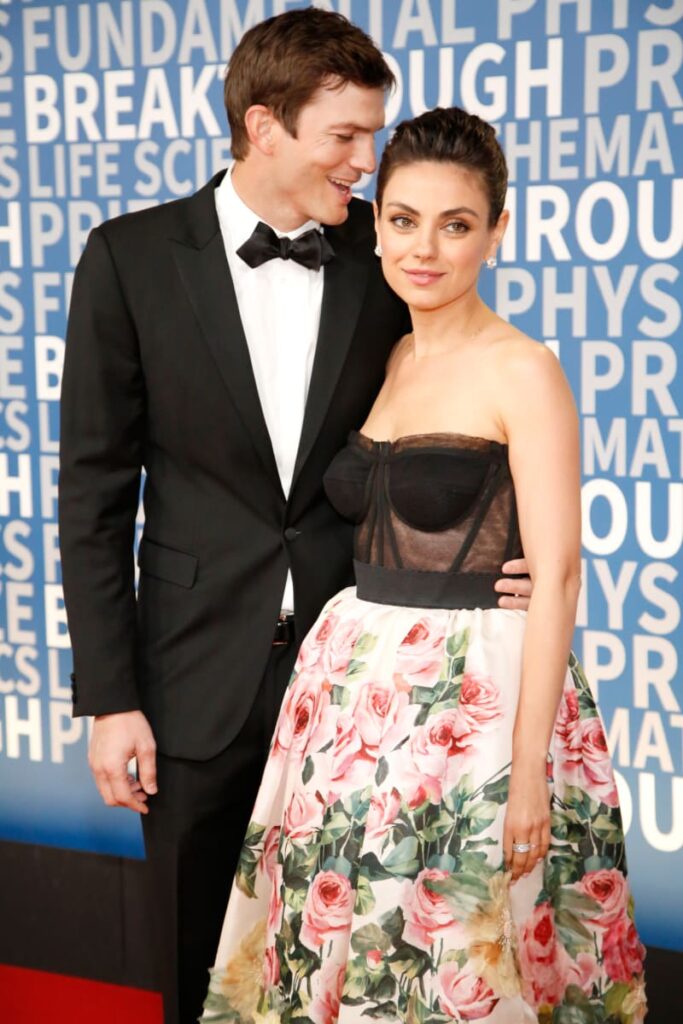 Actors Ashton Kutcher (L) and Mila Kunis attend the 2018 Breakthrough Prize at NASA Ames Research Center