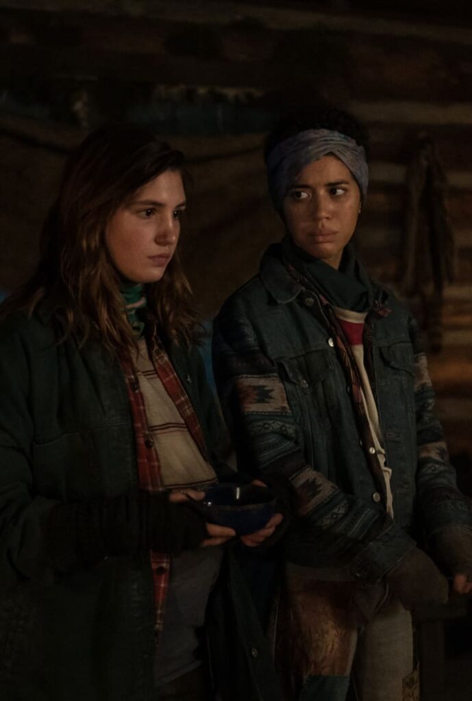 Shauna and Tai Take a Moment - Yellowjackets Season 2 Episode 1