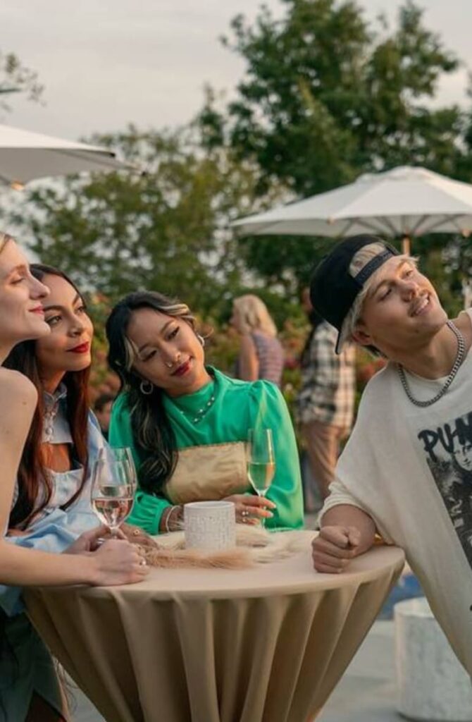 The Other Two Season 3 Photo
