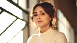 Yasmine Aker Wide Ratio