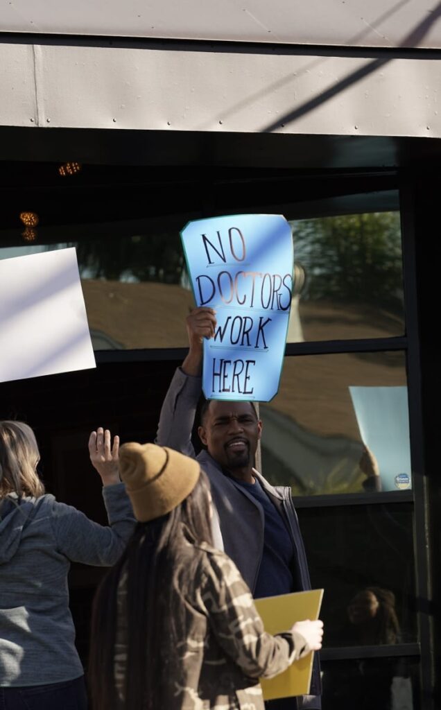 Ben Protests -tal - Station 19 Season 6 Episode 13