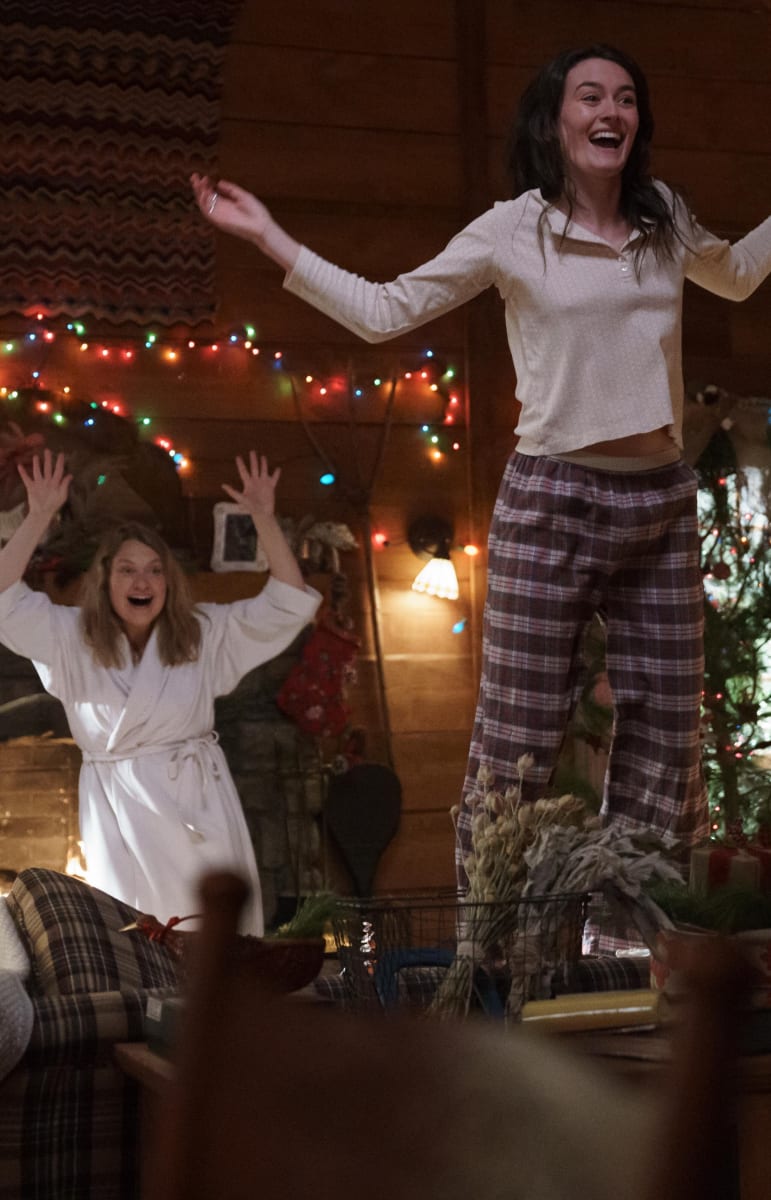 Frankie and Claire Enjoy Christmas - Shorter TV Episodes