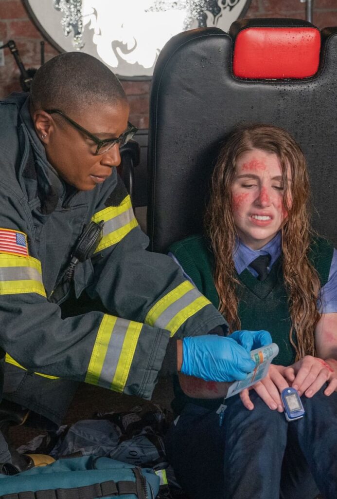 Helping A Victim - 9-1-1 Season 6 Episode 13