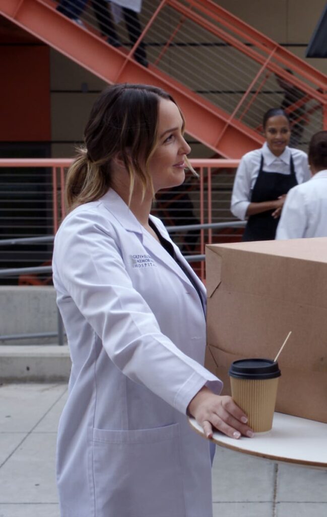 Jo and the Box -tall - Grey's Anatomy Season 19 Episode 7
