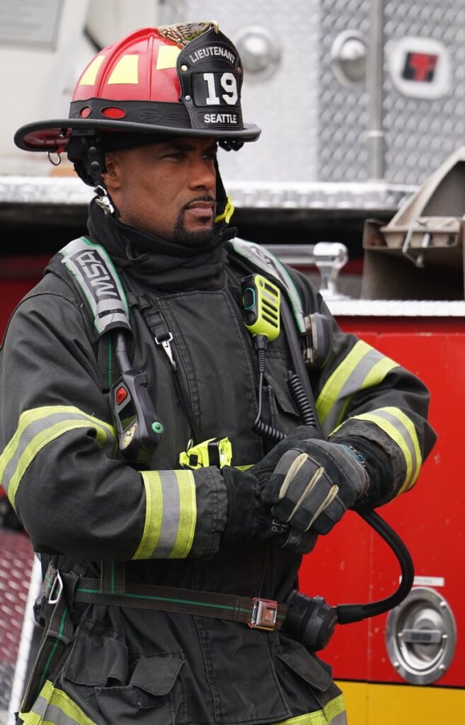 On the rocks with Ross -tall - Station 19 Season 6 Episode 15