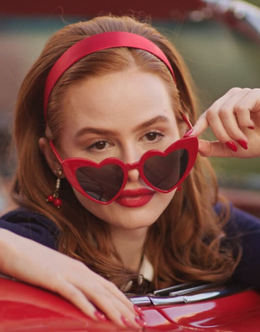 To Cool For School - Riverdale Season 7 Episode 1