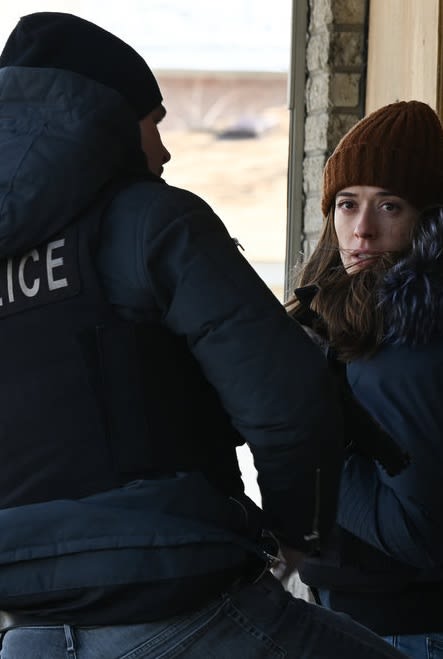 Busting Down Doors -tall - Chicago PD Season 10 Episode 20
