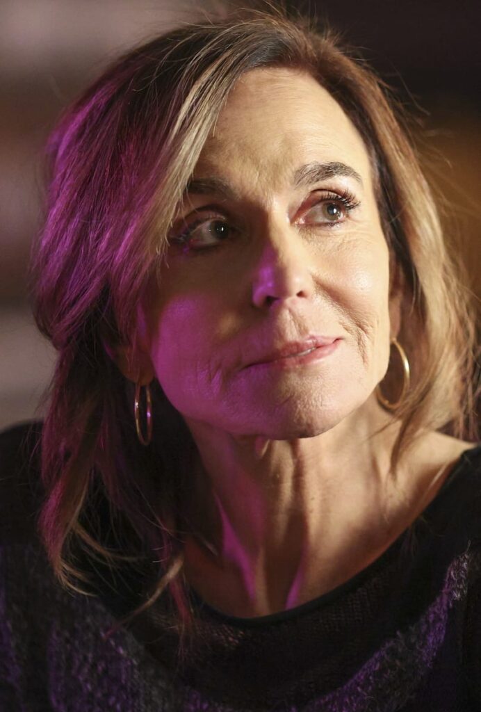 Fran At Work - The Company You Keep Season 1 Episode 9