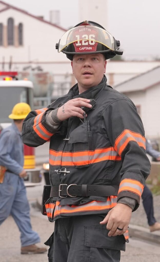 Making Tough Calls -tall - 9-1-1: Lone Star Season 4 Episode 16