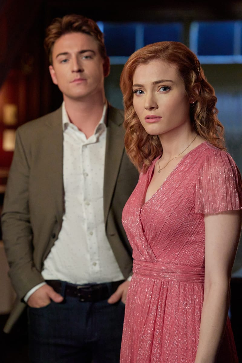 Arthur and Ro on the Case - Aurora Teagarden Mysteries Season 2 Episode 1