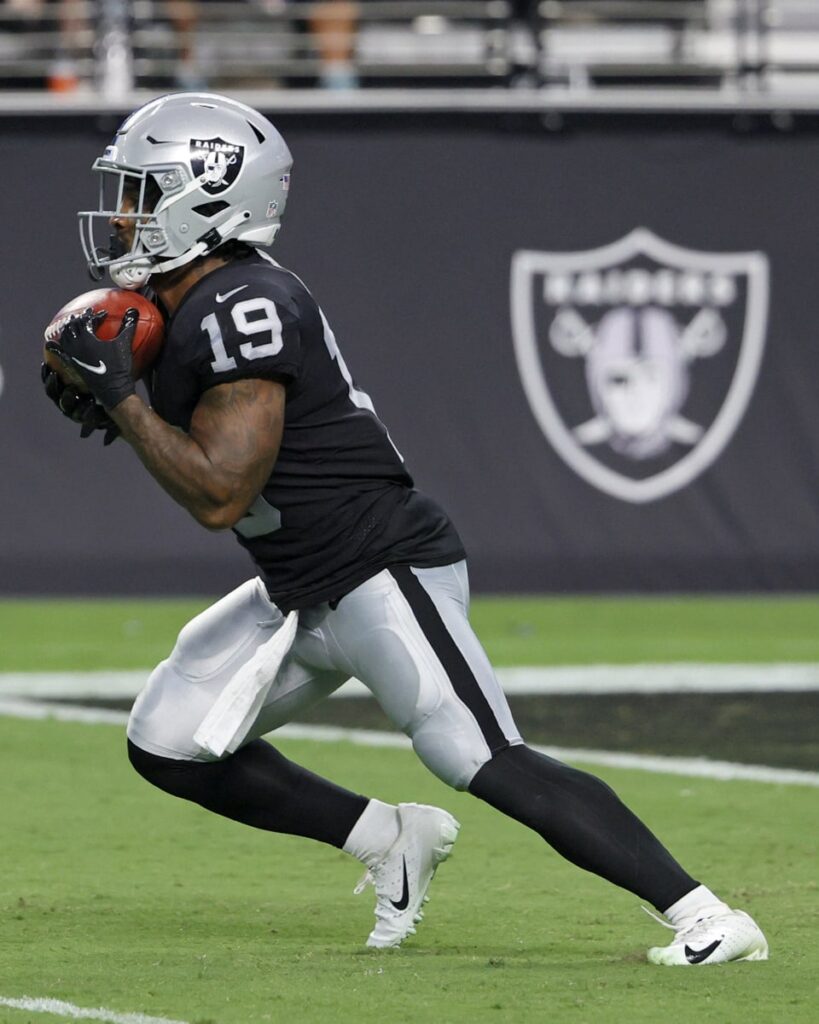 DJ Turner #19 of the Las Vegas Raiders fields a punt