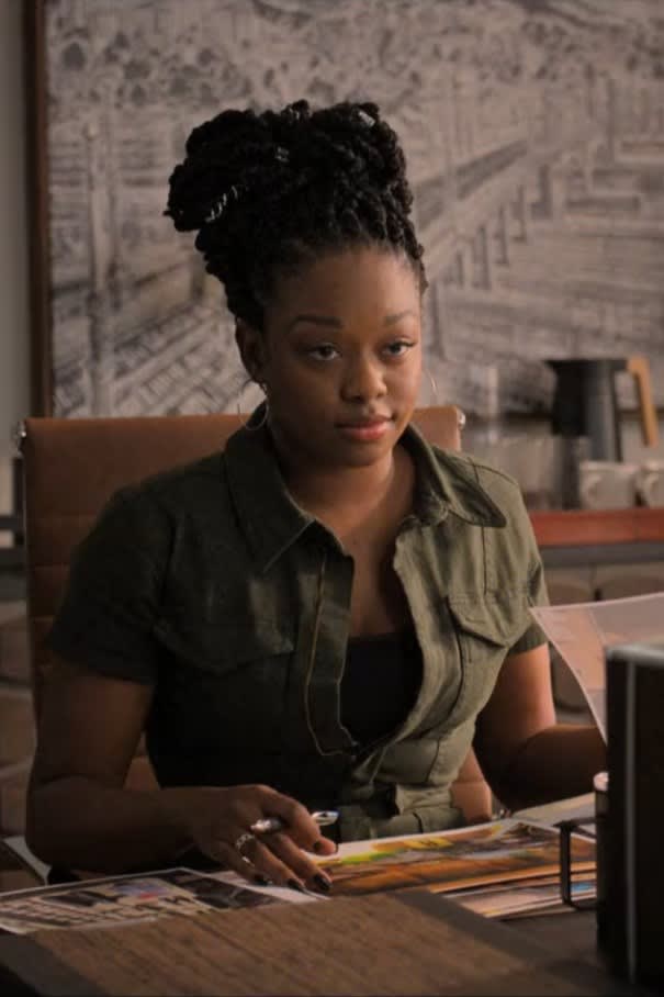 Izzy 1 - The Lincoln Lawyer Season 2 Episode 4