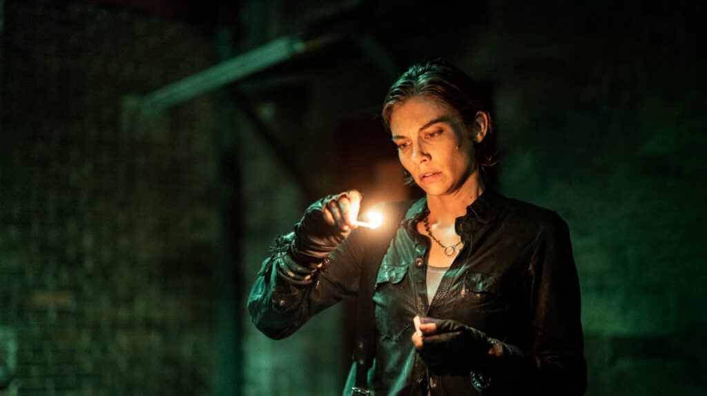 Lightning a Match - The Walking Dead: Dead City