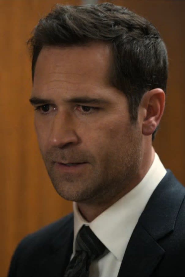 Mickey in court - The Lincoln Lawyer Season 2 Episode 5