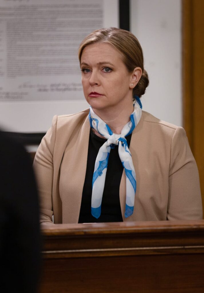 Melissa Joan Hart is Quizzed