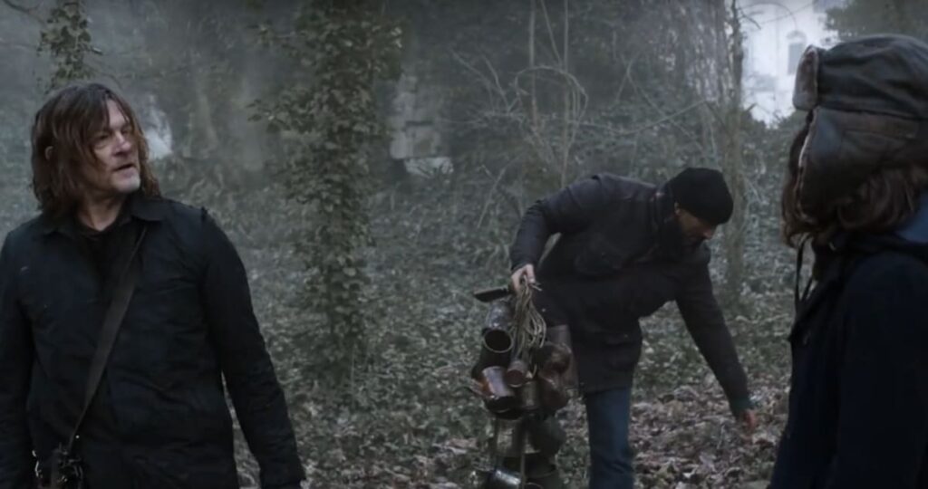 Daryl and Laurent on the Road - The Walking Dead: Daryl Dixon