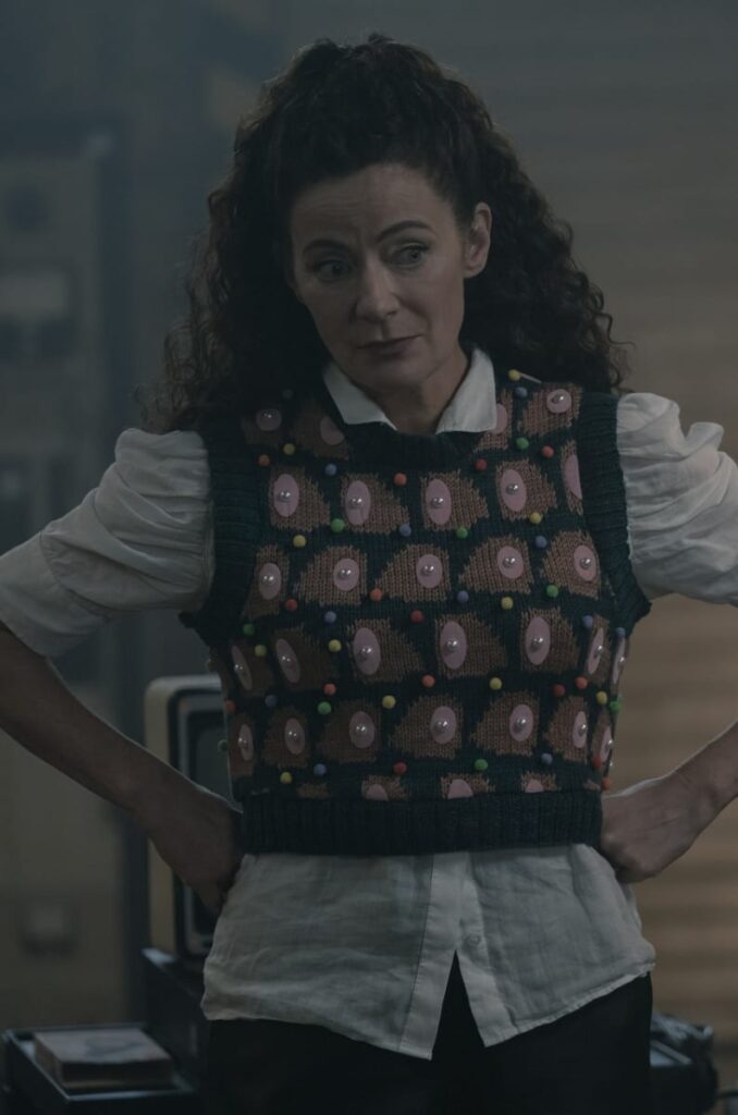 Getting Down to Business - Doom Patrol Season 4 Episode 9