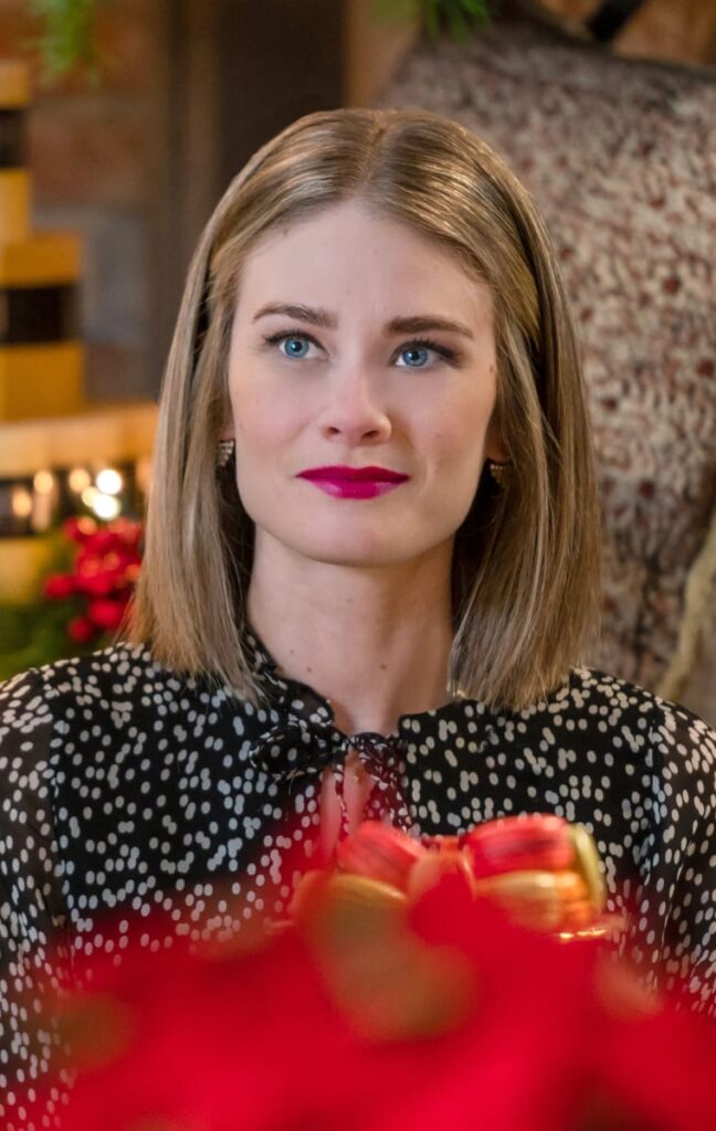Kim Matula as Ashley - Hallmark Channel Season 1 Episode 7