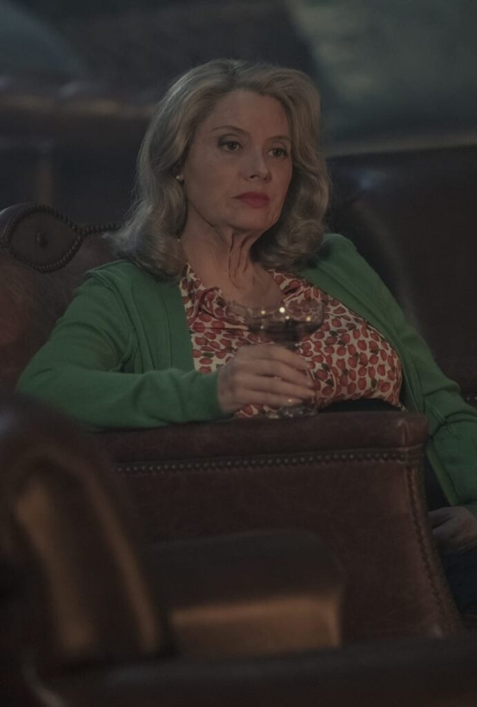 Resting Rita - Doom Patrol Season 4 Episode 10
