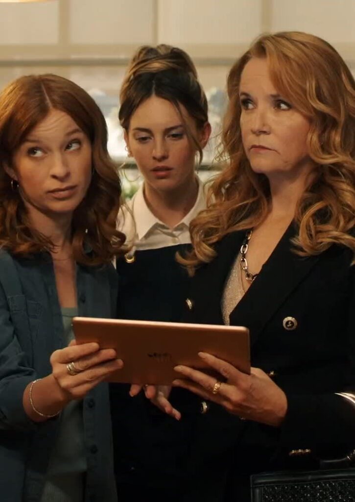 The Fake Video - The Spencer Sisters Season 1 Episode 4