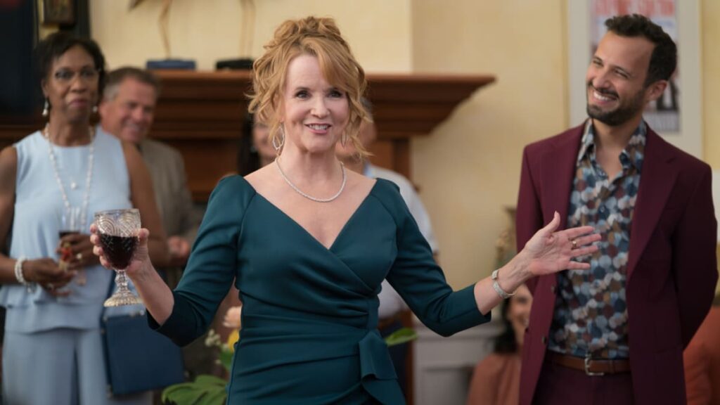 Victoria's Big Night - The Spencer Sisters Season 1 Episode 3
