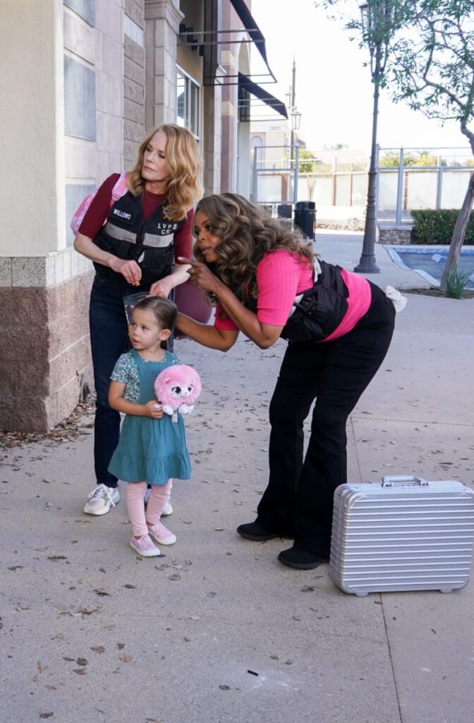 Take Your Granddaughter to Work Day - CSI: Vegas Season 2 Episode 12
