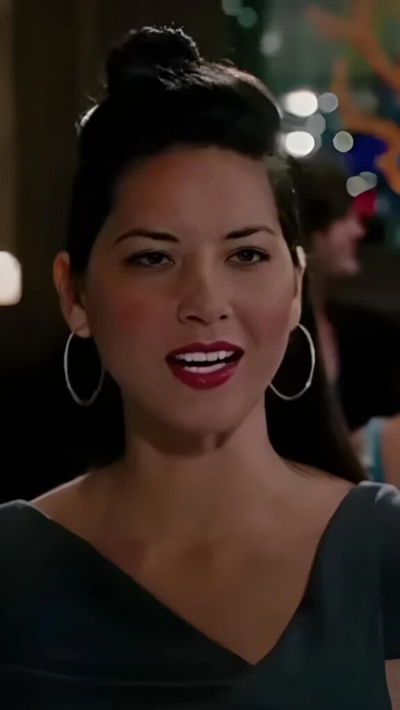 Claw Hostess - 2 - Olivia Munn - Date Night - 2010