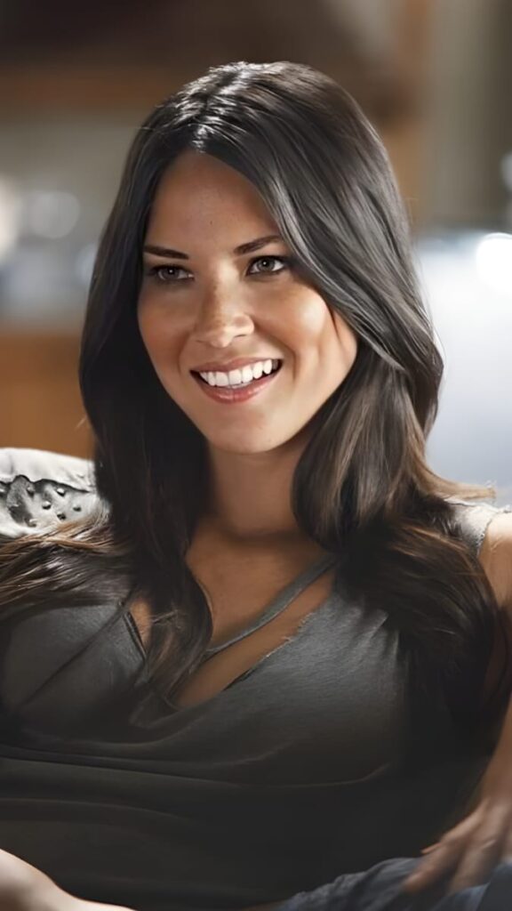 Lana - Olivia Munn - Greek - 2009