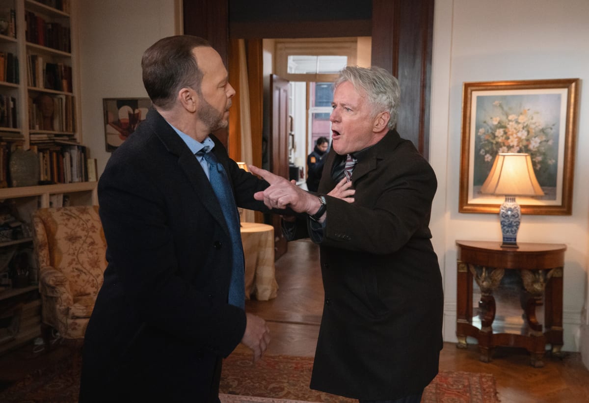 Blue Bloods Spoilers Reveal Promising Cliffhangers Amid Sad News About The  Series' Future - TV Fanatic