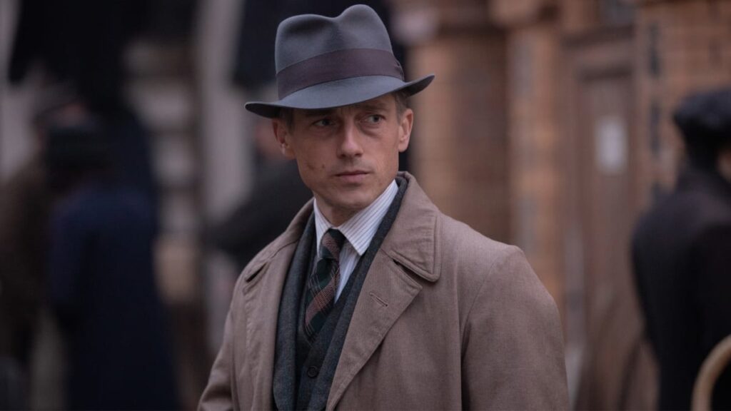 Volker Bruch as Gereon Rath on Babylon Berlin