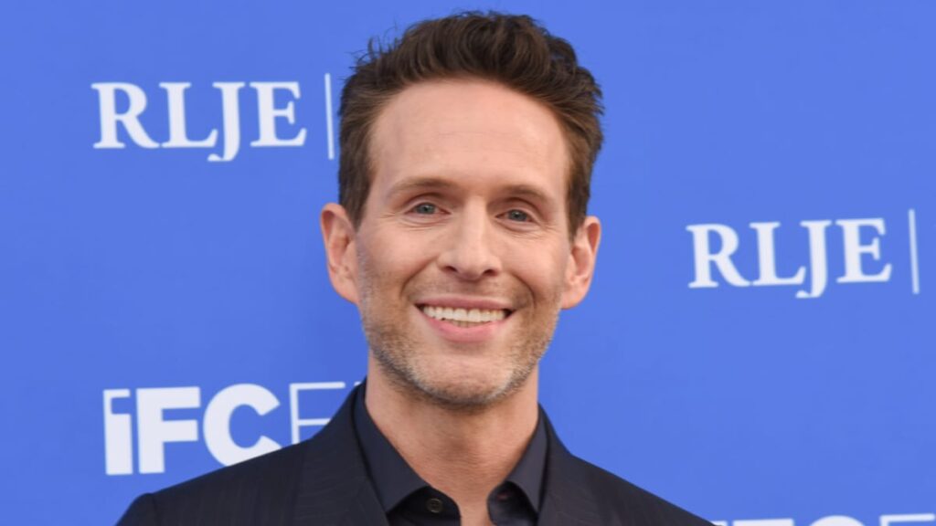 Glenn Howerton Image