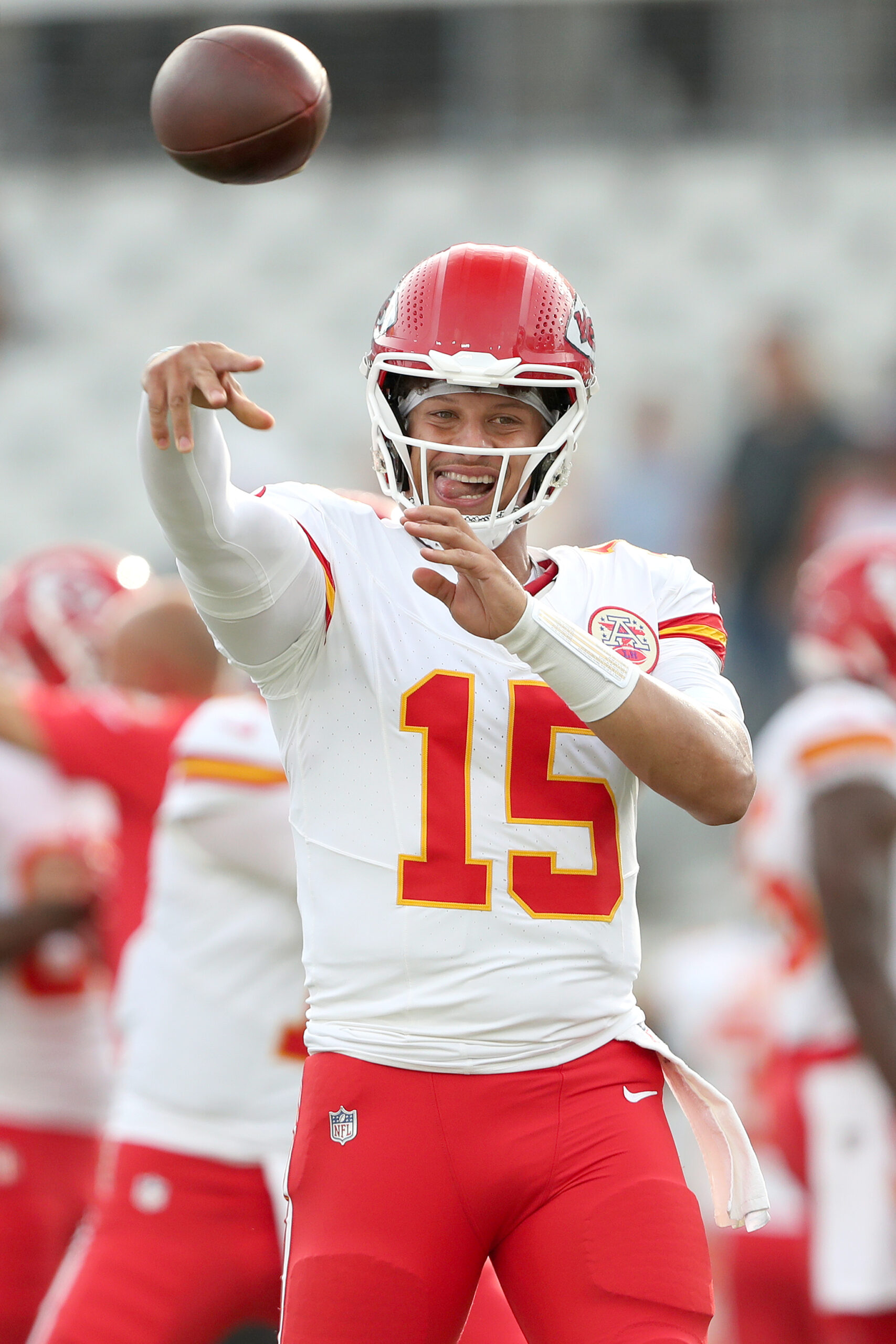 Patrick Mahomes #15 of the Kansas City Chiefs warms up before a preseason game against the Jacksonville Jaguars at EverBank Stadium on August 10, 2024 in Jacksonville, Florida.