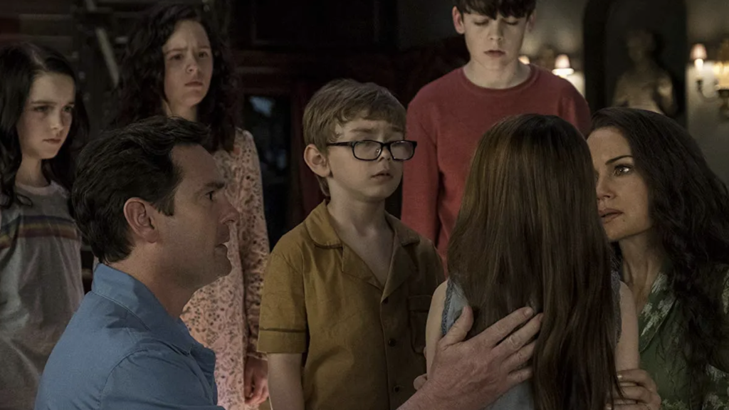 A screenshot from The Haunting of Hill House.