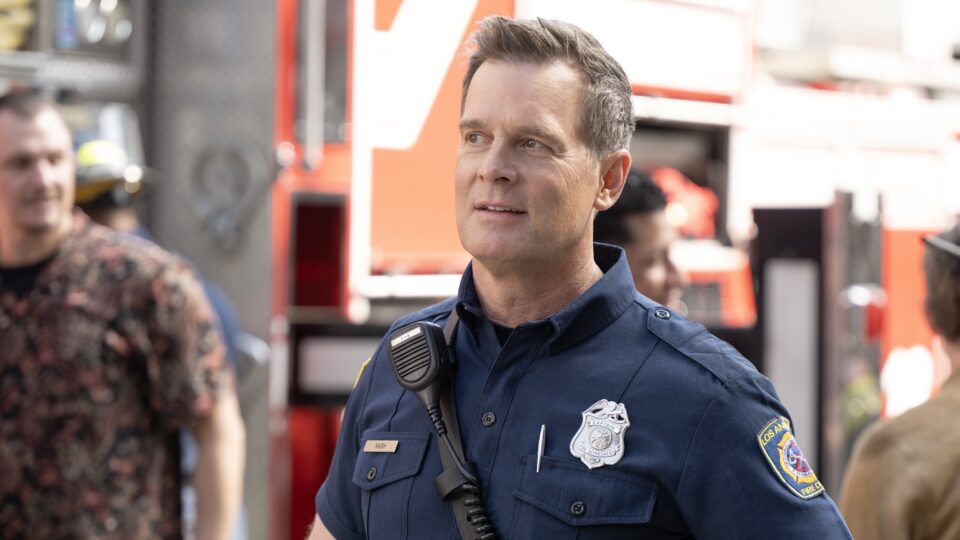 <a href="https://www.tvfanatic.com/9-1-1s-peter-krause-talks-hotshots-bobby-return-to-the-118-more/">9-1-1’s Peter Krause Talks Hotshots, Bobby’s Return To The 118 & More</a>